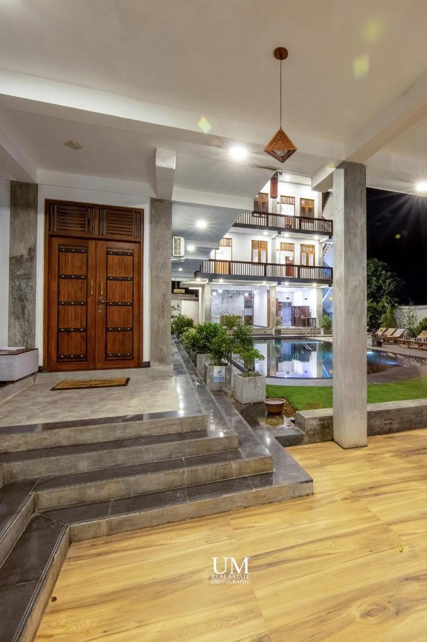 Bliss By Epic Collection Hotel Unawatuna Exterior photo